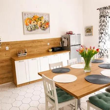 Ferienhaus For 6 People Mrze Yno *